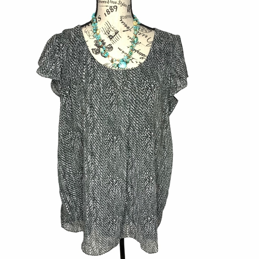 Motherhood Maternity Black White Print Scoop Neck Short Flutter Sleeve Top Sz L